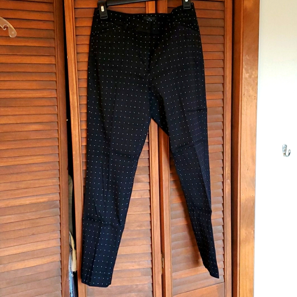 WHBM black w/white dots slim ankle pant size 4